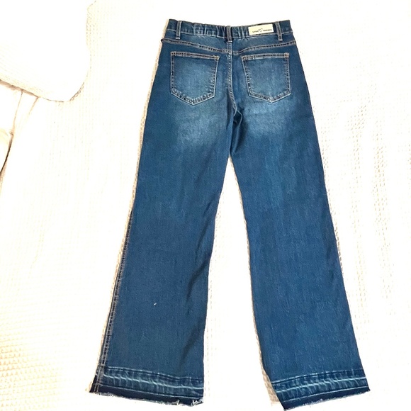 Love Trends High Rise Kick Flare Jeans - Picture 5 of 5